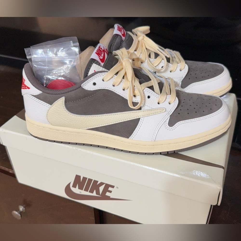 Reverse Mocha 1’s